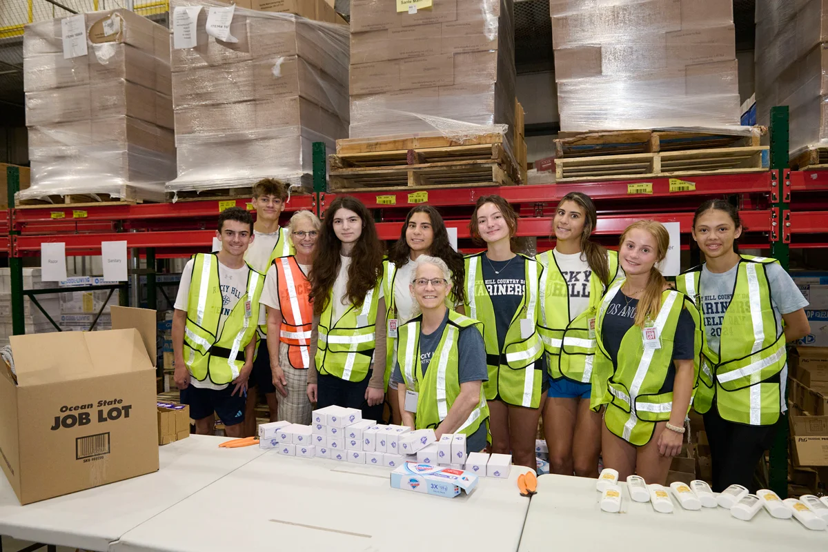 Volunteers posing for a group photo.